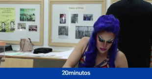 La Drag Queen 'Onyx' se convierte en la vocal de mesa más sorprendente de las elecciones del 23J