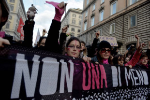 Un juez italiano absuelve a dos hombres de una violación "por no entender" la negativa de la víctima