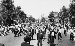 70 años después del golpe en Irán, los británicos siguen sin confesar sus crímenes (inglés)