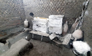 Encuentran otra habitación de esclavos en Pompeya, que permite reconstruir cómo era su vida