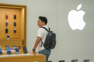 El veto chino al iPhone entre funcionarios les cuesta a los inversores de Apple 186.000 millones de euros en dos días