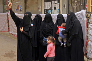 Egipto prohíbe el niqab en las escuelas [ENG]
