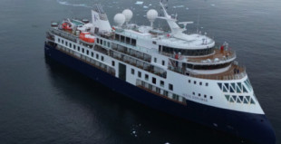 Un crucero de lujo se queda varado en el Ártico mientras el Covid se propaga entre los pasajeros