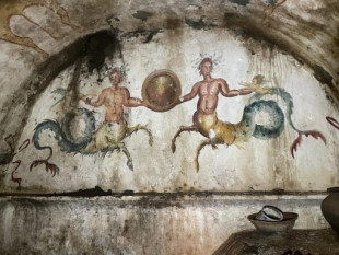 Descubren en Nápoles una espectacular tumba romana con pinturas en perfecto estado de conservación