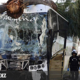 Un autobús atropella a varias personas y deja tres muertos en la Avenida las Cortes de Cádiz