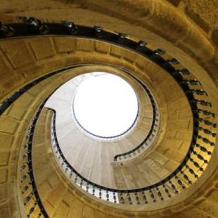 La única escalera triple helicoidal del mundo está en Galicia
