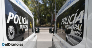 Cárcel para dos policías municipales de Madrid por abusos sexuales a una joven durante un cacheo en un portal