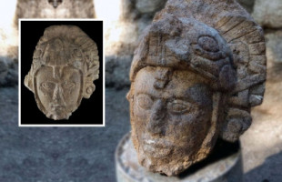 Descubierta en Chichén Itzá una cabeza esculpida de un guerrero serpiente [ENG]