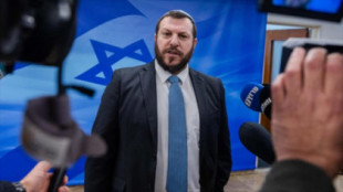 Ministro israelí pide matar a todo el que ondee la bandera palestina