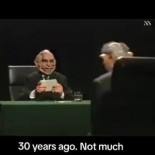 Isaac Shamir, primer ministro de Israel, entrevistado en el programa de humor inglés Spitting Image hace 30 años [EN]
