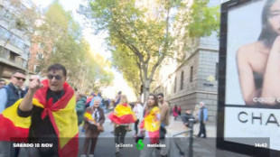 Agreden a un cámara de laSexta durante la marcha hacia Ferraz tras la protesta contra la amnistía