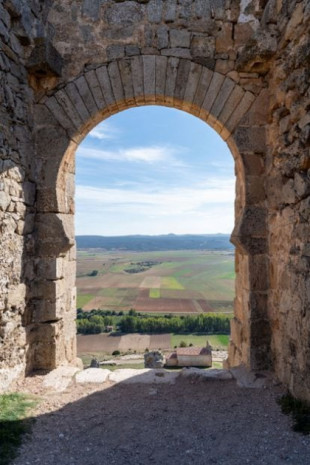 Un estudio revela cómo las gigantescas dimensiones del castillo soriano de Gormaz lo hacían insostenible