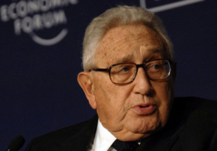 La prematura muerte de Henry Kissinger trunca repentinamente los planes para juzgar sus crímenes de guerra