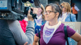Vanessa, la mujer que se atrevió a denunciar en la ONU que Andorra prohíbe el aborto llega a juicio