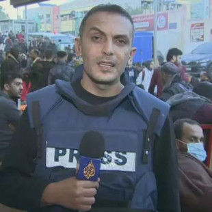 Un periodista de Al Jazeera informa en directo de la muerte de su familia tras un bombardeo israelí en Gaza
