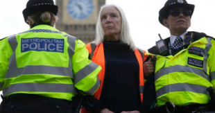 Los arrestos de activistas que revelan cómo el Reino Unido está bloqueando el derecho a protestar