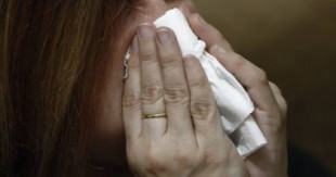 Los médicos de Urgencias recomiendan la mascarilla en locales cerrados ante la alta incidencia de gripe A