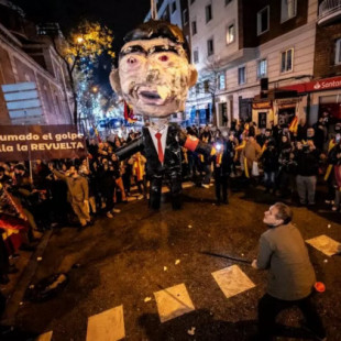 "Mejor que estén con piñatas en la calle que en Moncloa": la reflexión de Rufián sobre las protestas ultras en Ferraz
