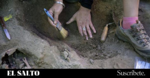 Los cadáveres de las fosas comunes, los únicos cuerpos analizados sin presencia judicial