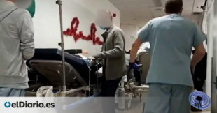 Pacientes registran en vídeo el caos de las urgencias en el hospital bajo el mando de la prima de Feijóo