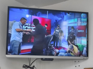 Hombres armados ingresan a TC Televisión y amenazan a todo el personal en vivo y en directo