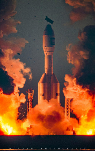 Primer lanzamiento del cohete chino Yinli 1, el lanzador orbital de combustible sólido más potente del mundo