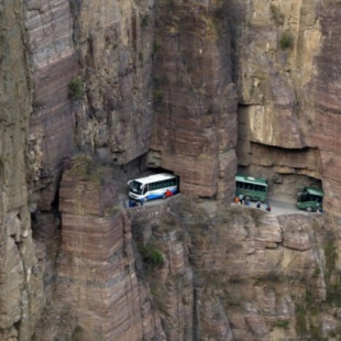 Una empresa traslada su sede a una zona remota en las montañas para obligar a sus empleados a presentar su dimisión