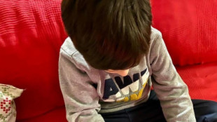 Gran Bretaña: Un niño de 2 que murió de hambre, encontrado junto a su padre también fallecido