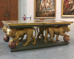 El Prado custodia los peluquines de bronce de 7 leones