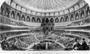 Cuando el Tratado de Versalles estandarizó el tono musical de los conciertos a 435 Hz