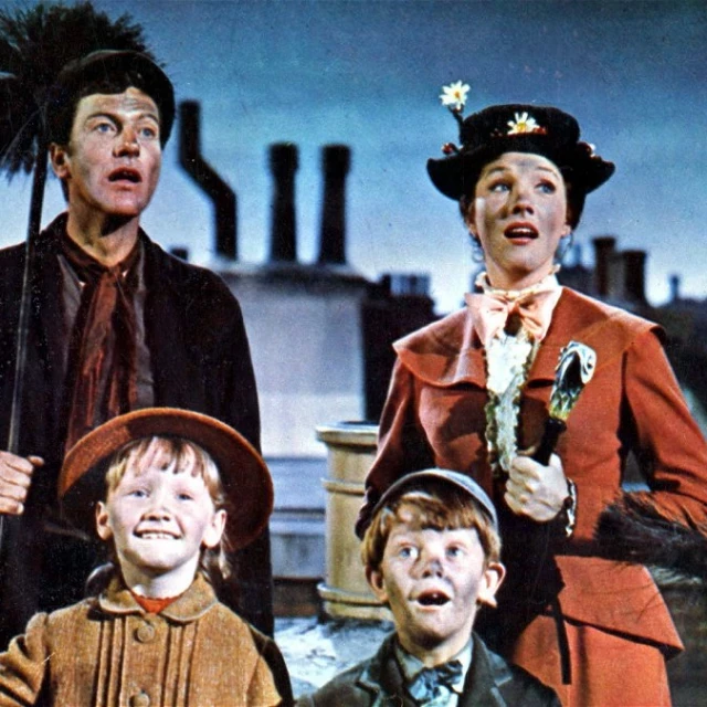 'Mary Poppins' endurece su clasificación por edades por "lenguaje discriminatorio y ofensivamente racista"