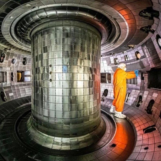 Hacia el control inteligente de los reactores de fusión nuclear