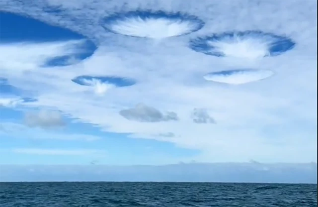 La NASA sale a explicar qué son estos extraños agujeros circulares en las nubes