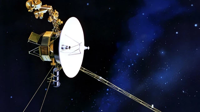 La vieja Voyager 1 envía una respuesta sorprendente después de que la Tierra le diera un "empujón"