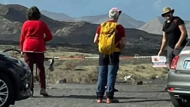 Los ecologistas se hartan de la "masificación turística" y prohíben el acceso a los turistas a un conocido volcán de Lanzarote