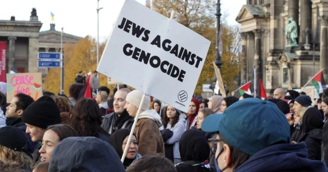 Alemania vuelve a bloquear el dinero de ciudadanos judíos, a vigilarlos y a detenerlos
