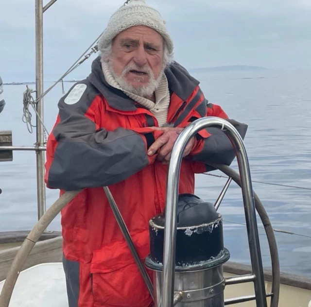 Muere Javier Babé, capitán del barco del 'Reto Astrolabio', a tres jornadas de navegación de alcanzar su destino