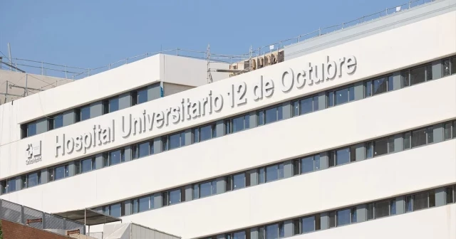 Ropa sucia y sin sábanas en el Hospital 12 de Octubre: “Es el resultado de que Madrid privatizara la lavandería”
