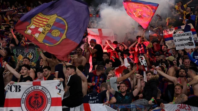 La UEFA abre un expediente disciplinario al Barça por gestos nazis y racistas de sus hinchas en París