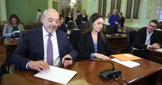 Dimiten dos portavoces de Vox en el Parlamento de Baleares