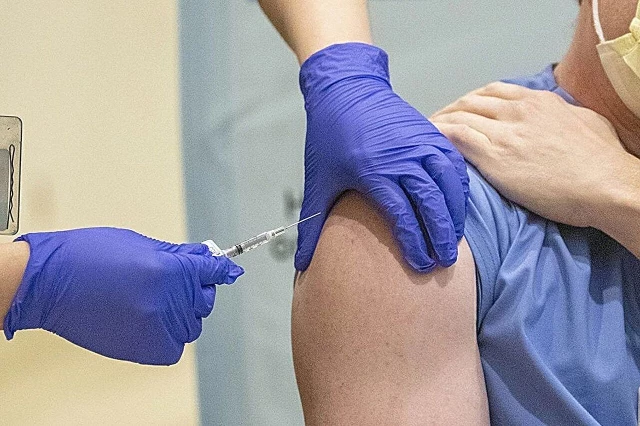 La nueva estrategia de vacunas puede significar el final de la línea de refuerzos interminables (eng)