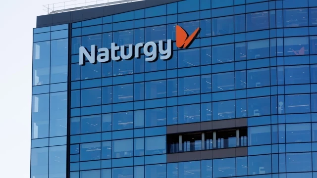 La CNMV suspende la cotización de Naturgy entre rumores por la posible entrada de un grupo inversor árabe