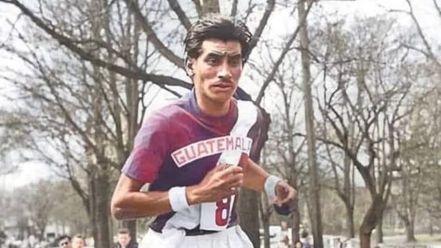 Mateo Flores, el guatemalteco que ganó el maratón Boston con zapatos de vestir