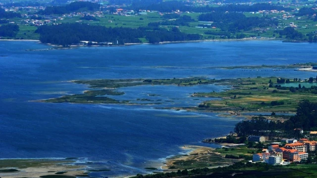 El Constitucional tumba el recurso del Gobierno contra la ley gallega del litoral