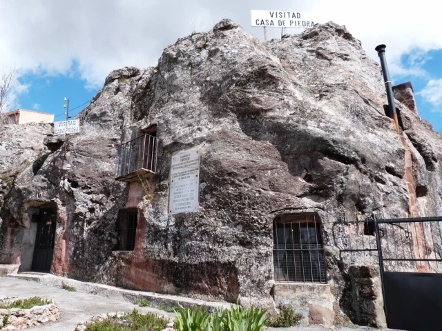 La casa de piedra de Alcolea del Pinar