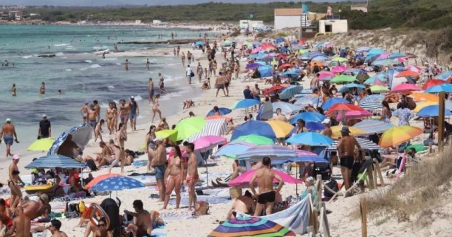 Turismo en Baleares | El Govern instalará sensores para medir el grado de saturación