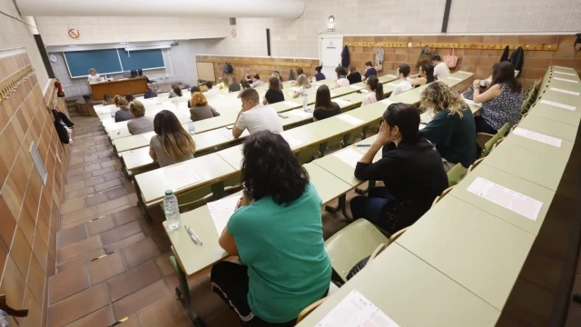 ¿Aprobarías el examen para ser técnico informático de la Universidad de Zaragoza?