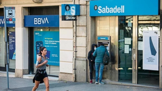 BBVA contacta con el Sabadell para explorar una posible fusión