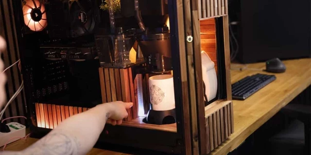 Crean un PC cafetera con tostadora y molino para hacer café