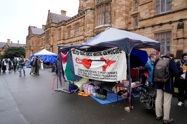 Manifestantes propalestinos instalaron campamentos en universidades de Australia [ENG]